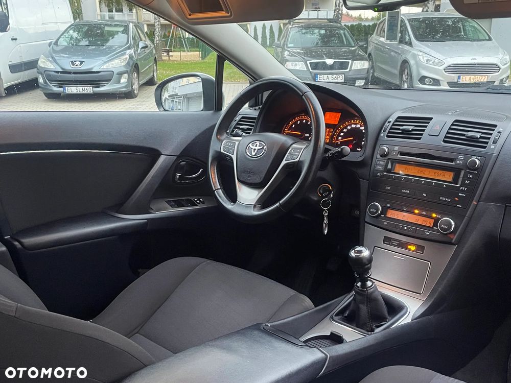 Toyota Avensis Touring Sports 1.8 Edition-S - 29