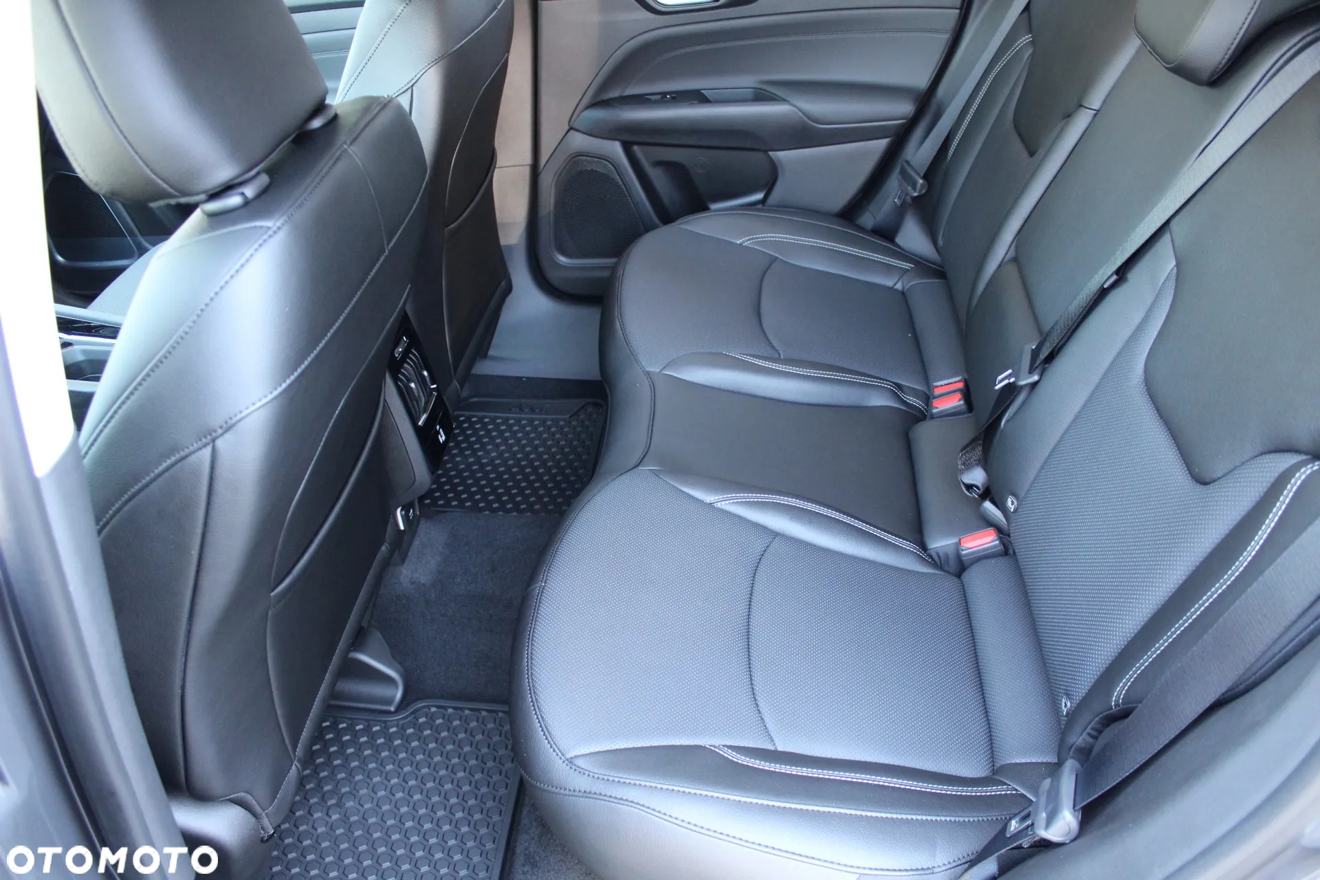 Jeep Compass 1.5 T4 mHEV Summit FWD S&S DCT - 14