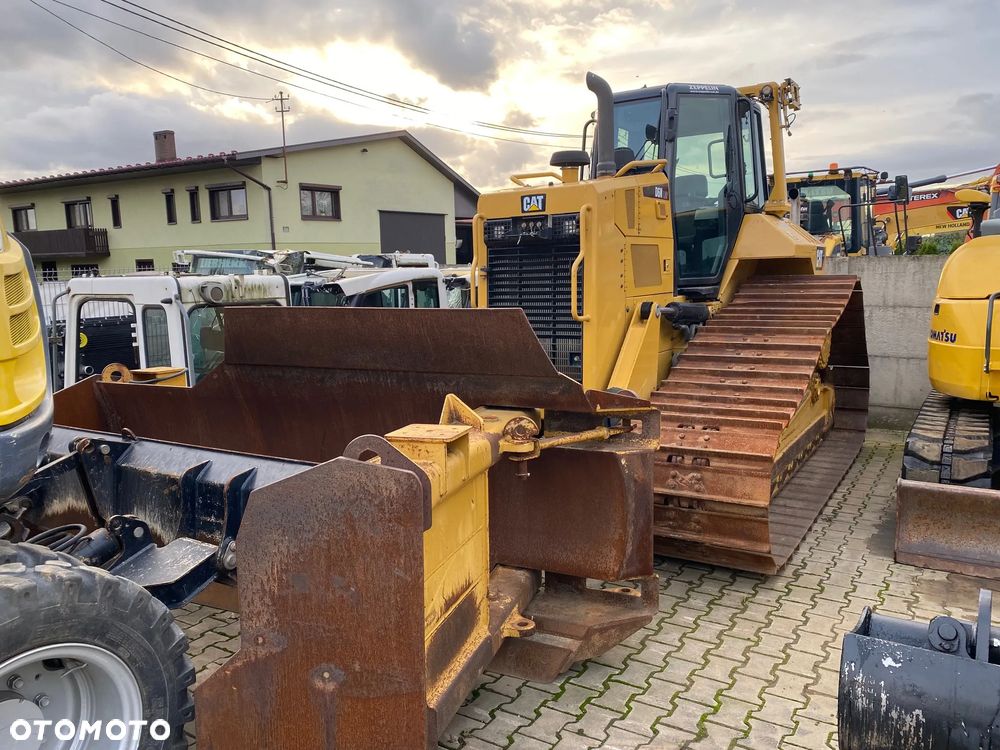 Caterpillar CAT D6N LGP, 2016 ROK, 7800 MTH, Z NIEMIEC, PIĘKNY STAN - 4