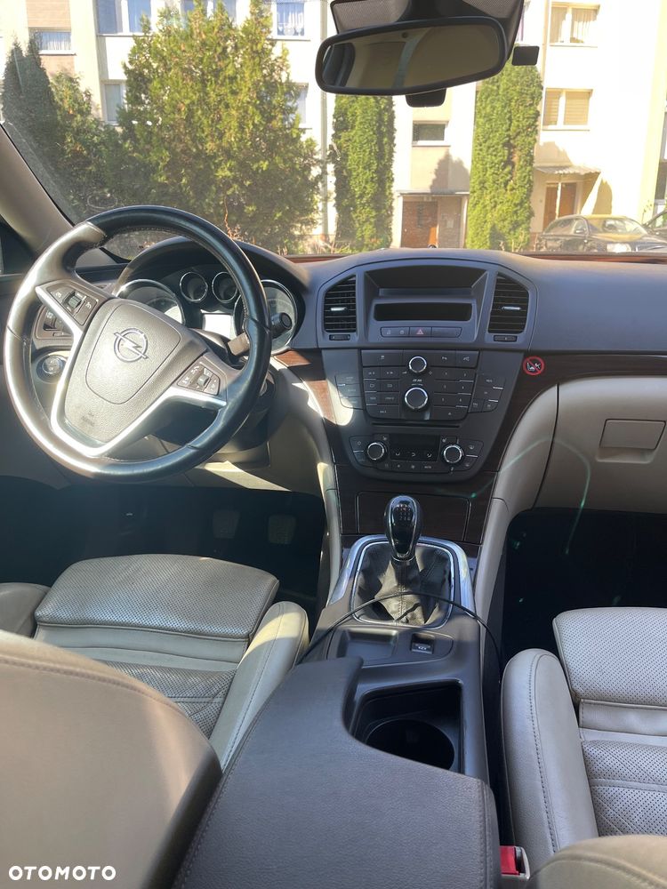 Opel Insignia 2.0 T Cosmo - 17