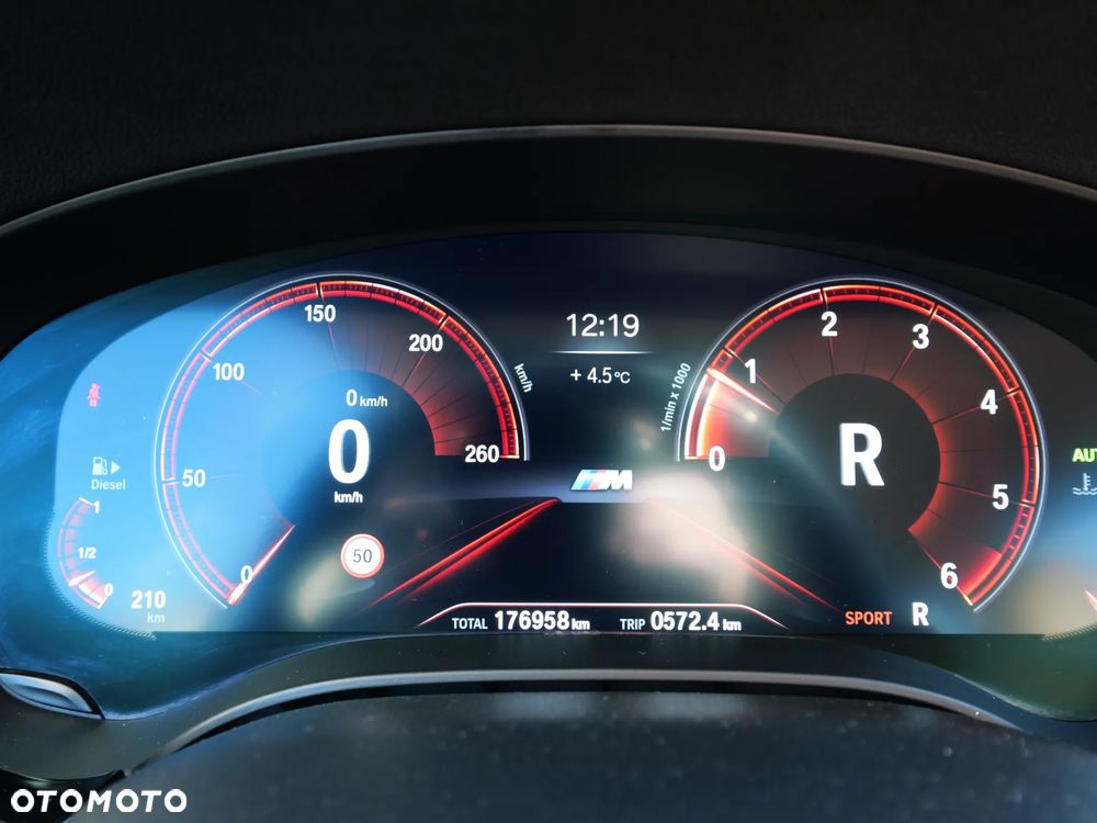 BMW Seria 5 520d xDrive Sport Line sport - 28