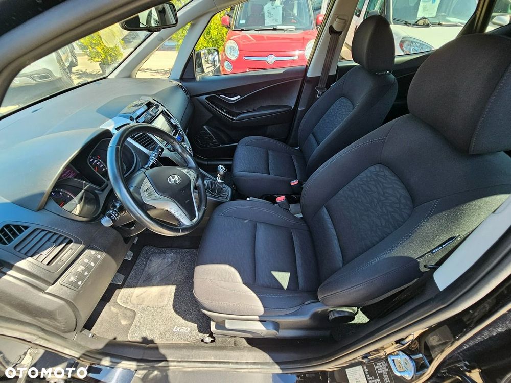 Hyundai ix20 1.4 blue Comfort - 16