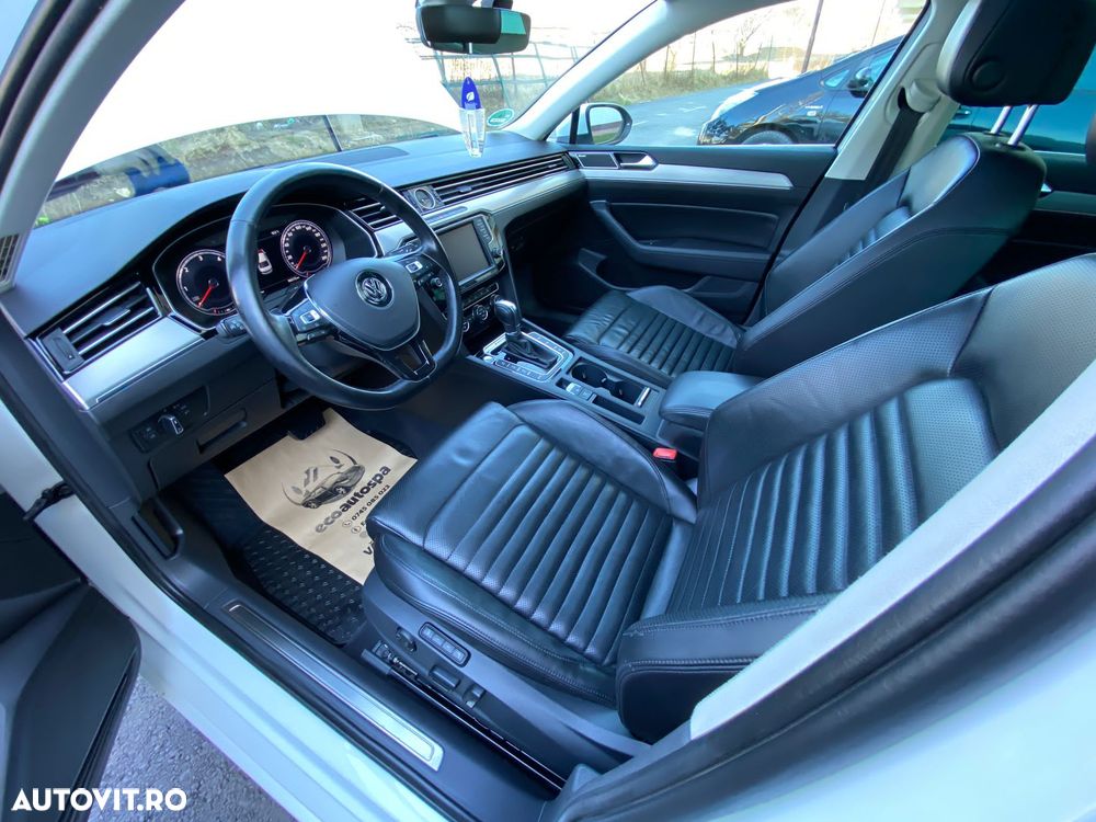 Volkswagen Passat 2.0 TDI DSG 4Motion Highline - 8