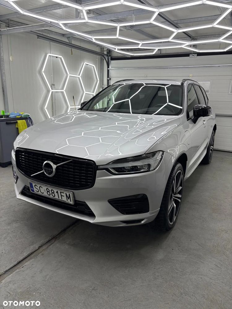 Volvo XC 60 T8 Plug-In Hybrid AWD R-Design - 2