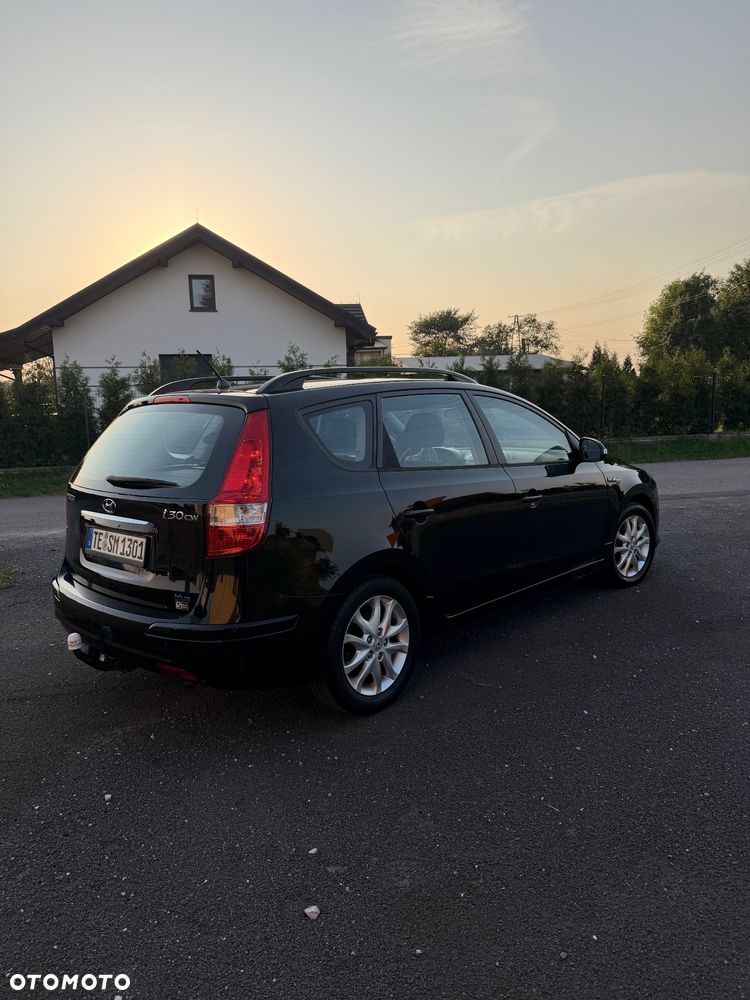 Hyundai i30 i30cw 1.4 blue Comfort - 19