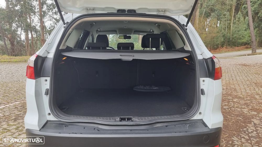 Ford Focus SW 1.6 TDCi Titanium - 19