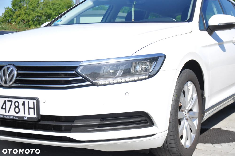 Volkswagen Passat 2.0 TDI SCR Comfortline - 3