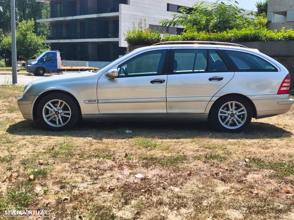 Mercedes-Benz C 220 — fotografia 60