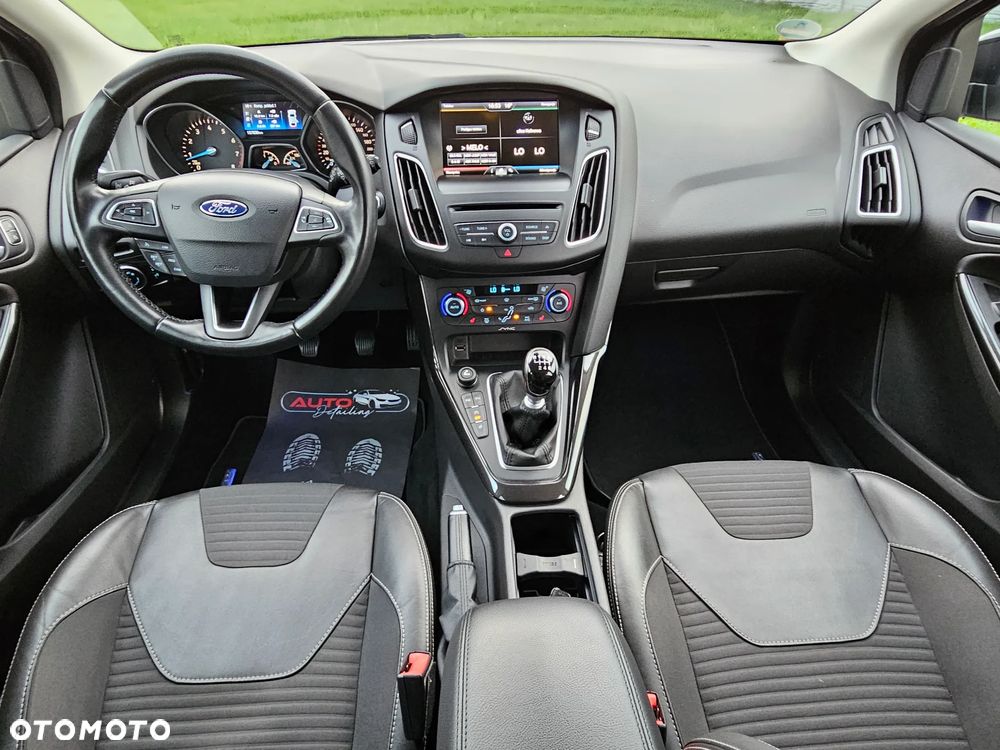 Ford Focus Turnier 1.0 EcoBoost Start-Stopp-System TITANIUM X - 27