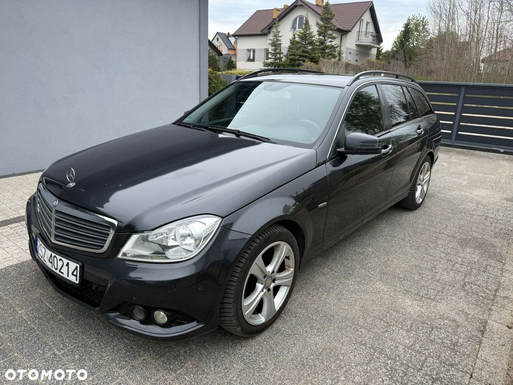 Mercedes-Benz Klasa C 200 CGI BlueEFFICIENCY Elegance - 19