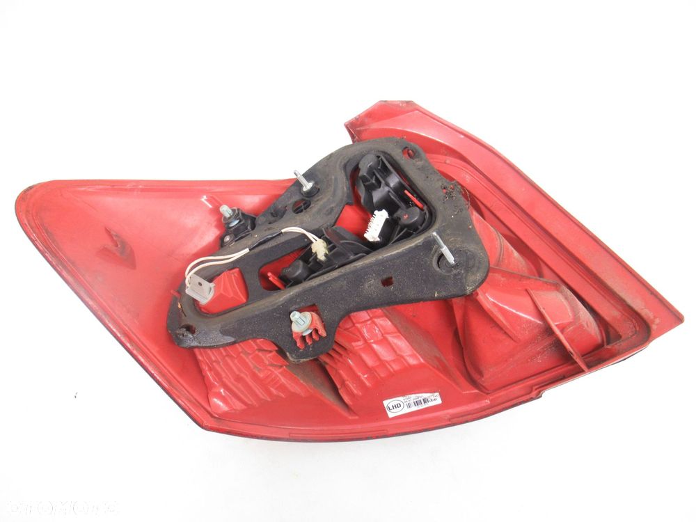 LAMPA PRAWA TYLNA TOYOTA AURIS I E15 815500238000 - 6