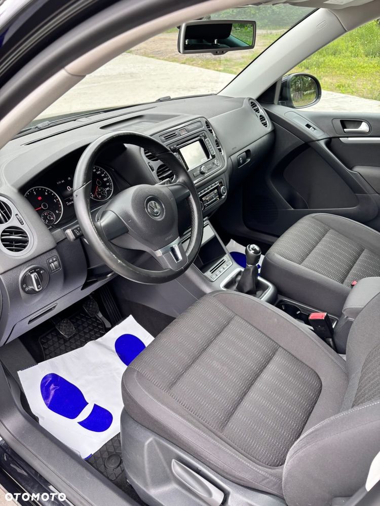 Volkswagen Tiguan - 12