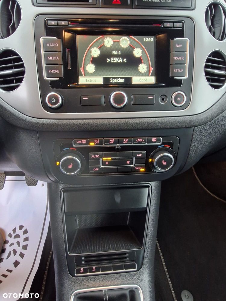 Volkswagen Tiguan - 18