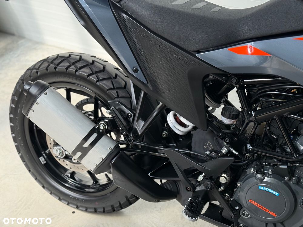 KTM Adventure - 13
