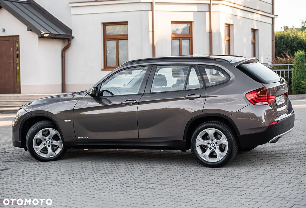 BMW X1 sDrive18d Sport Line - 24