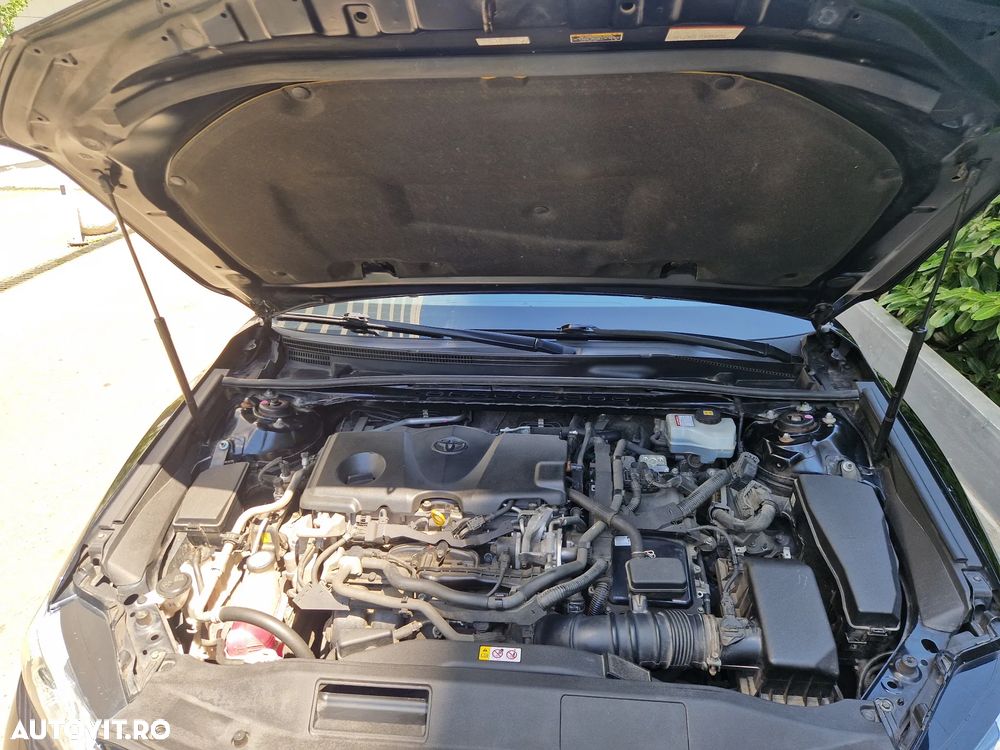 Toyota Camry 2.5 Exclusive - 21