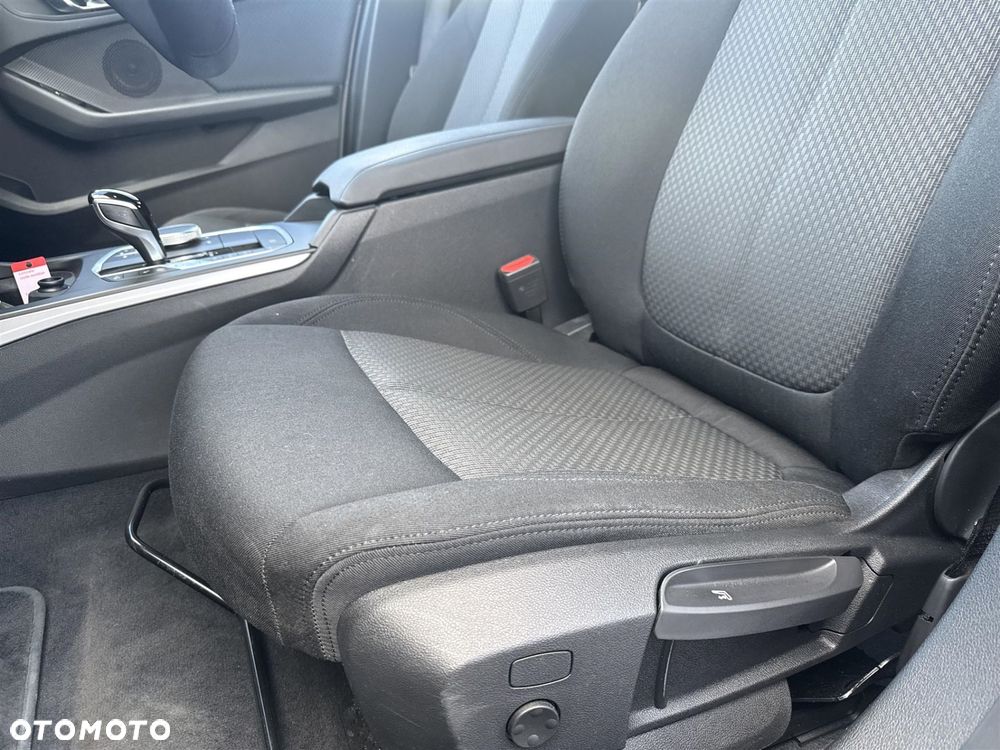 BMW Seria 1 118i - 15