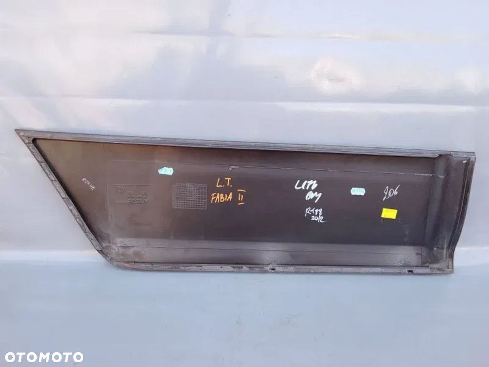 listwa drzwi tylna lewa tył skoda fabia ii scout 5j9854949 - 2