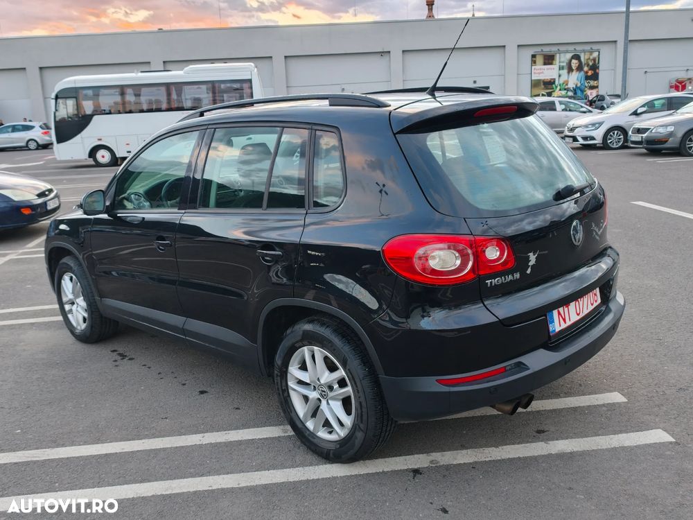 Volkswagen Tiguan - 5