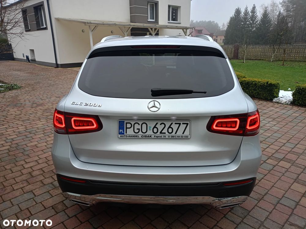 Mercedes-Benz GLC - 11