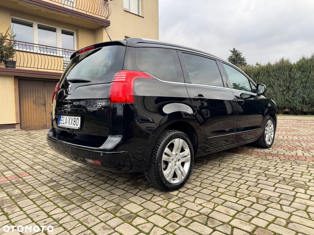 Peugeot 5008 1.6 THP Premium + - 4