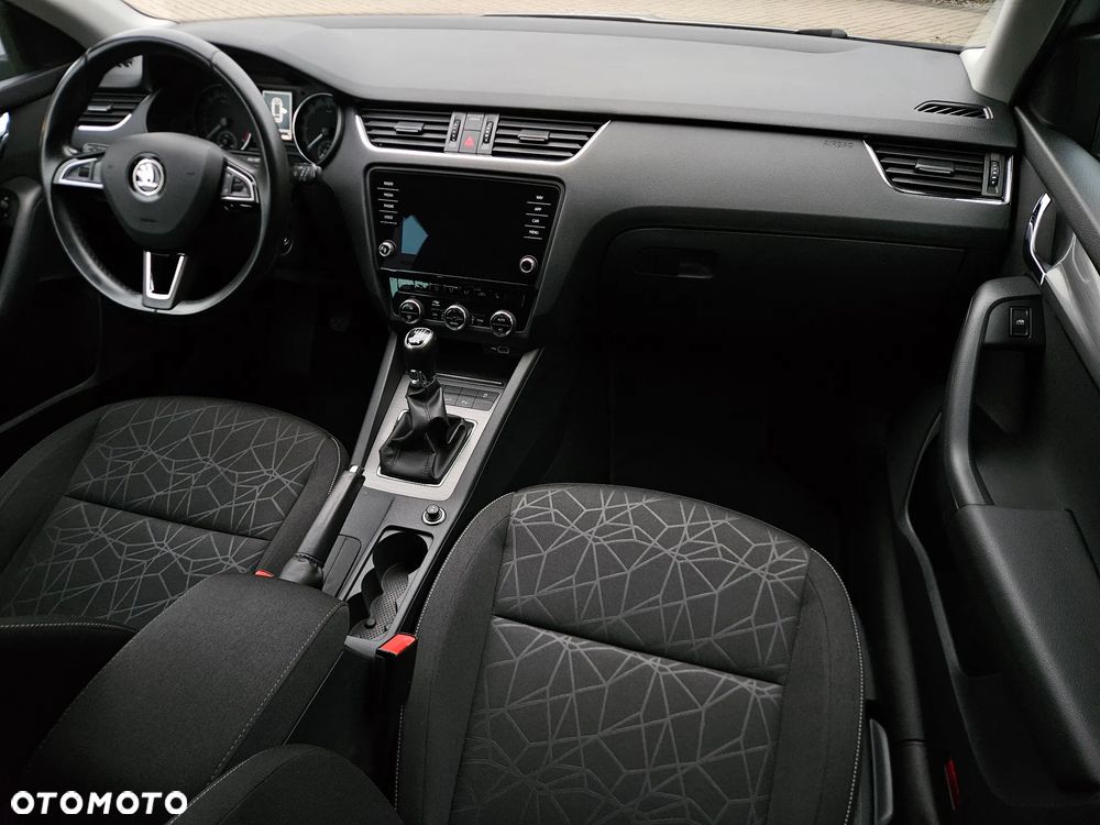 Skoda Octavia 2.0 TDI 4x4 Clever - 24