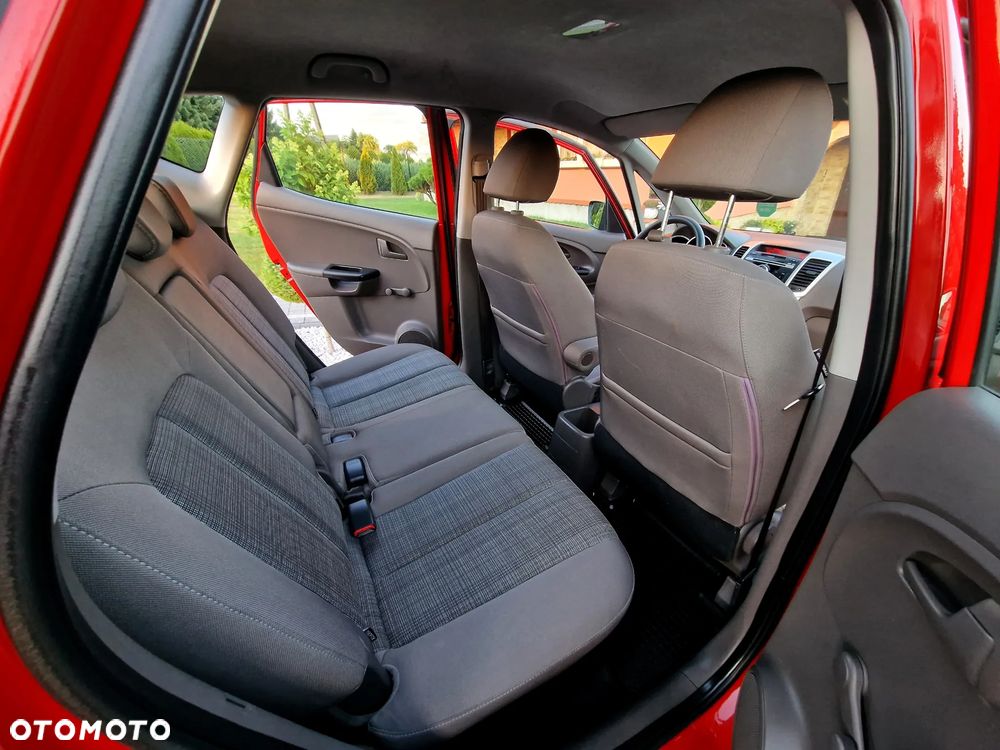 Kia Venga 1.4 M - 13