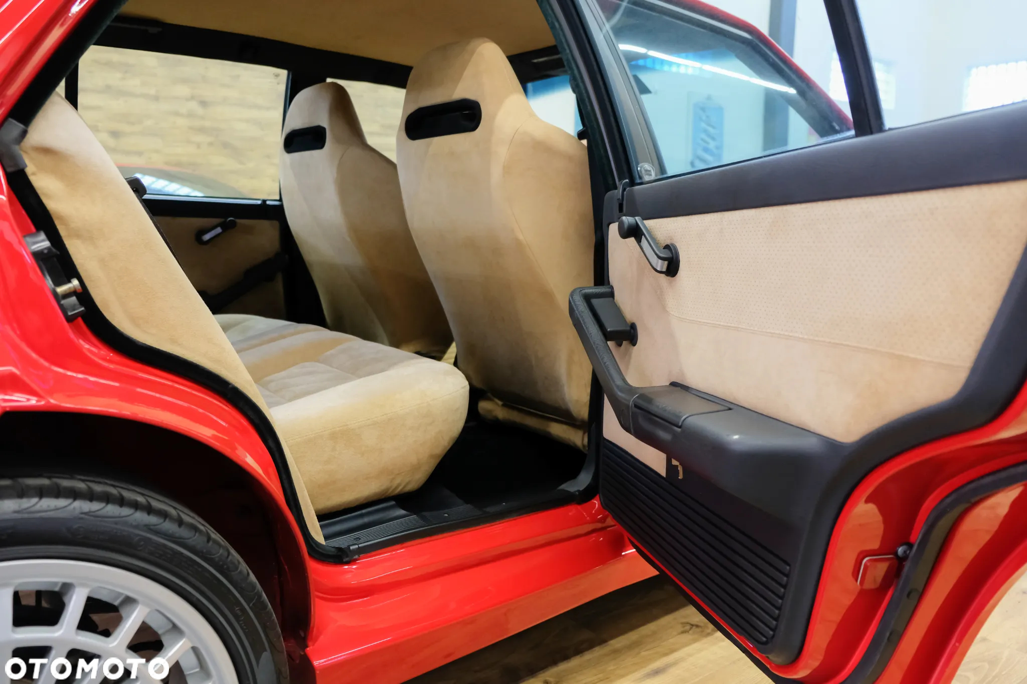 Lancia Delta 2000 HF Integrale Sedici - 16
