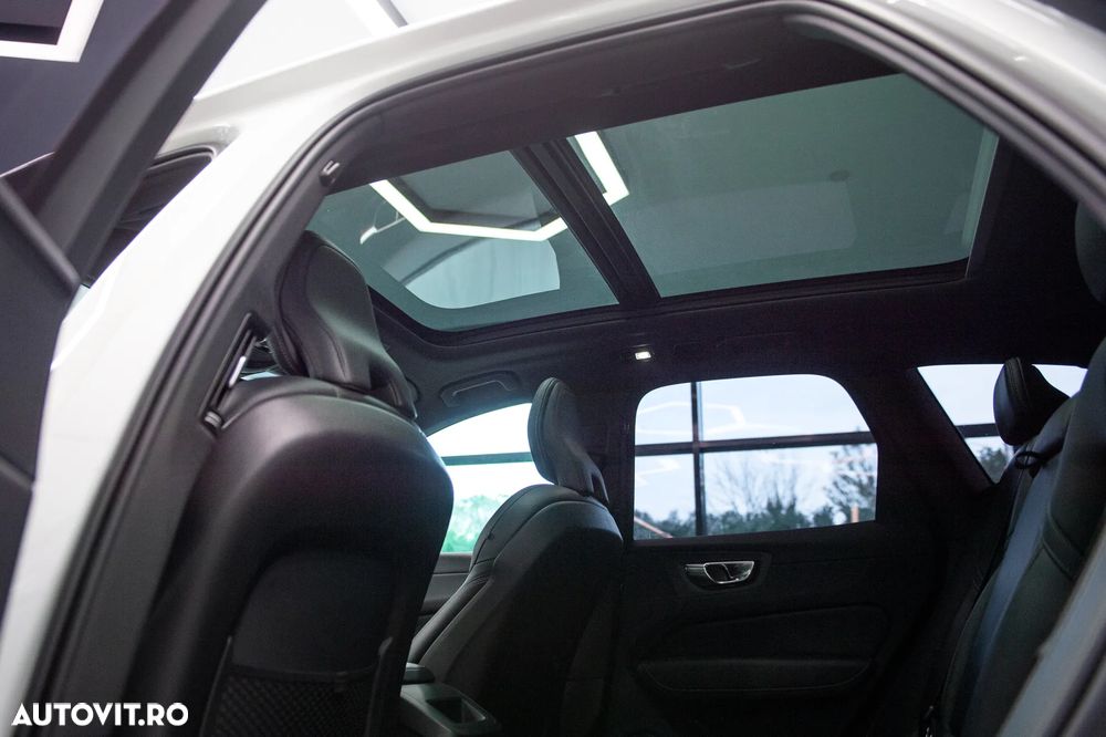 Volvo XC 60 T8 Twin Engine AWD Inscription - 31