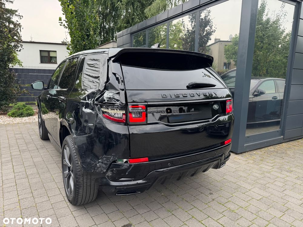 Land Rover Discovery Sport P300e R-Dynamic HSE - 9