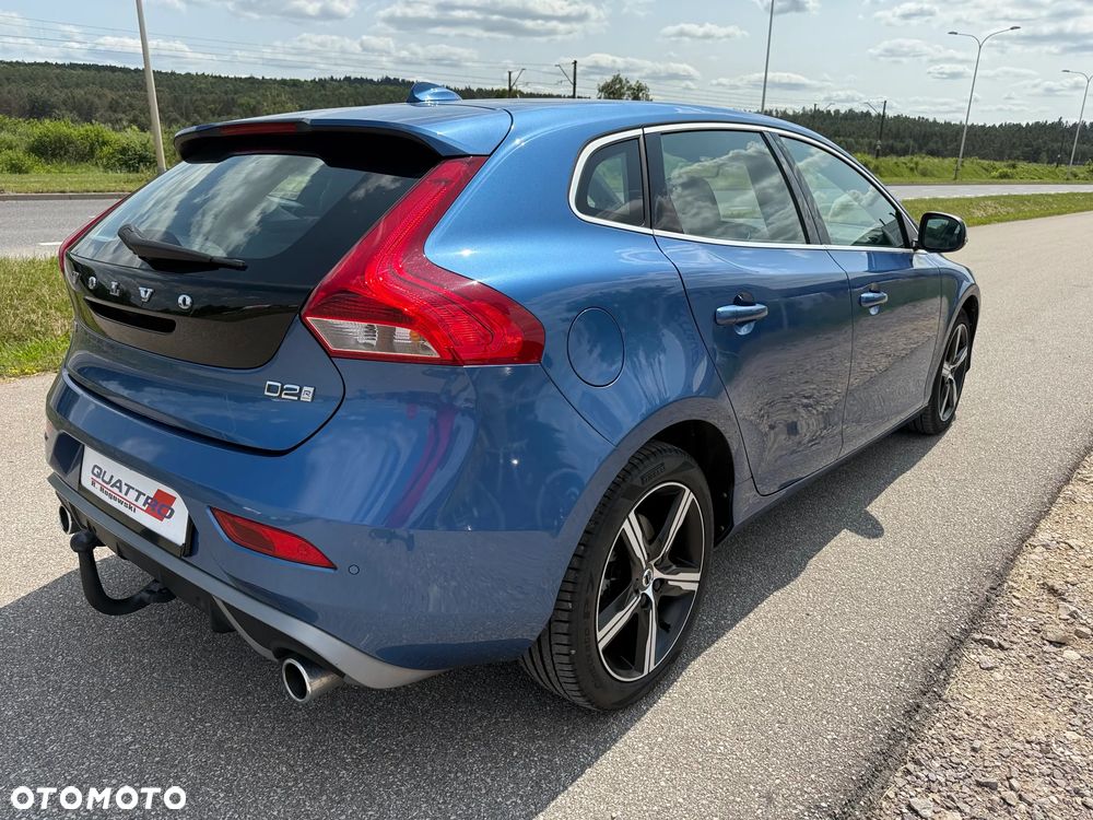 Volvo V40 D2 Drive-E R-Design Momentum - 5