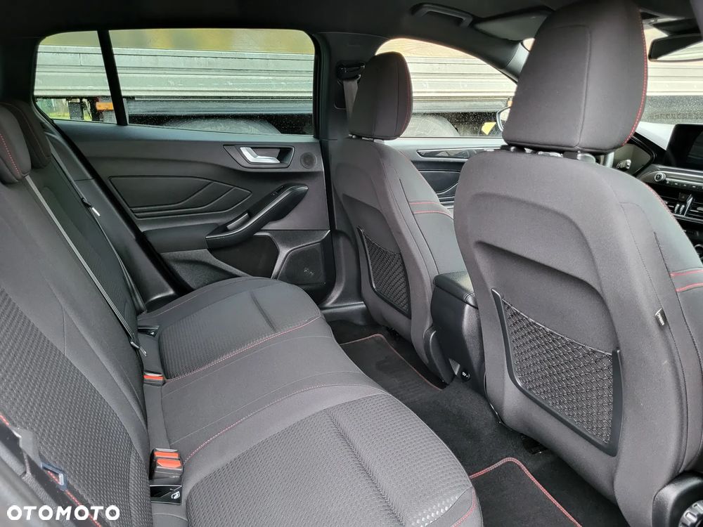 Ford Focus 1.5 EcoBoost STart-Stopp-System ST-LINE X - 29