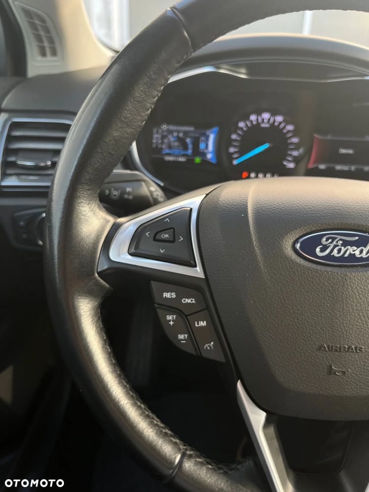 Ford Mondeo - 13