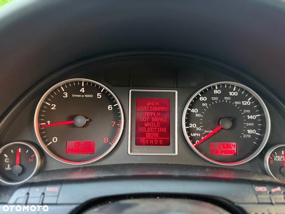 Audi A4 Avant - 8