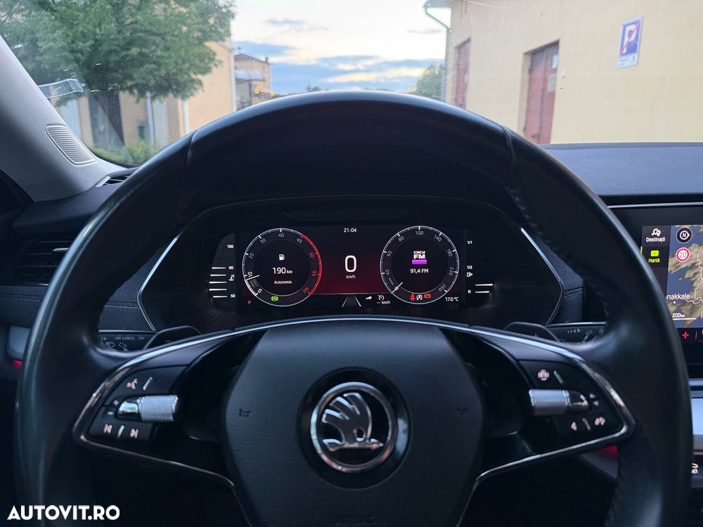 Skoda Octavia 2.0 TDI DSG Edition - 9