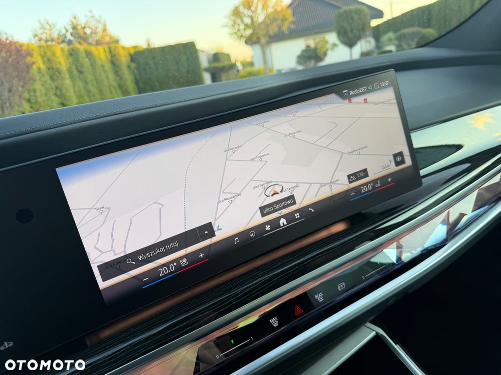 BMW Seria 7 740d xDrive mHEV sport - 19