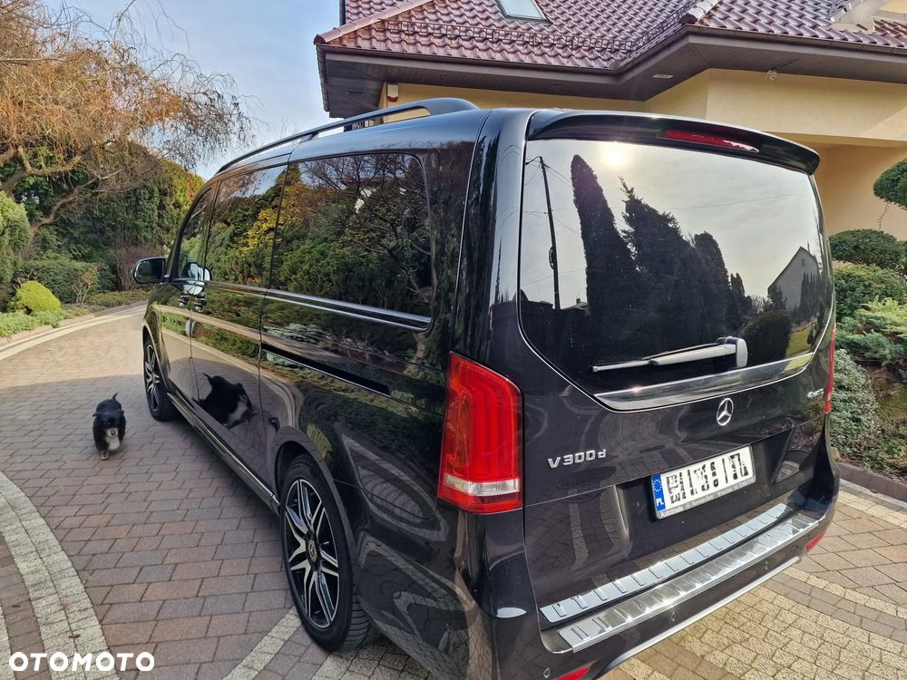 Mercedes-Benz Klasa V - 18