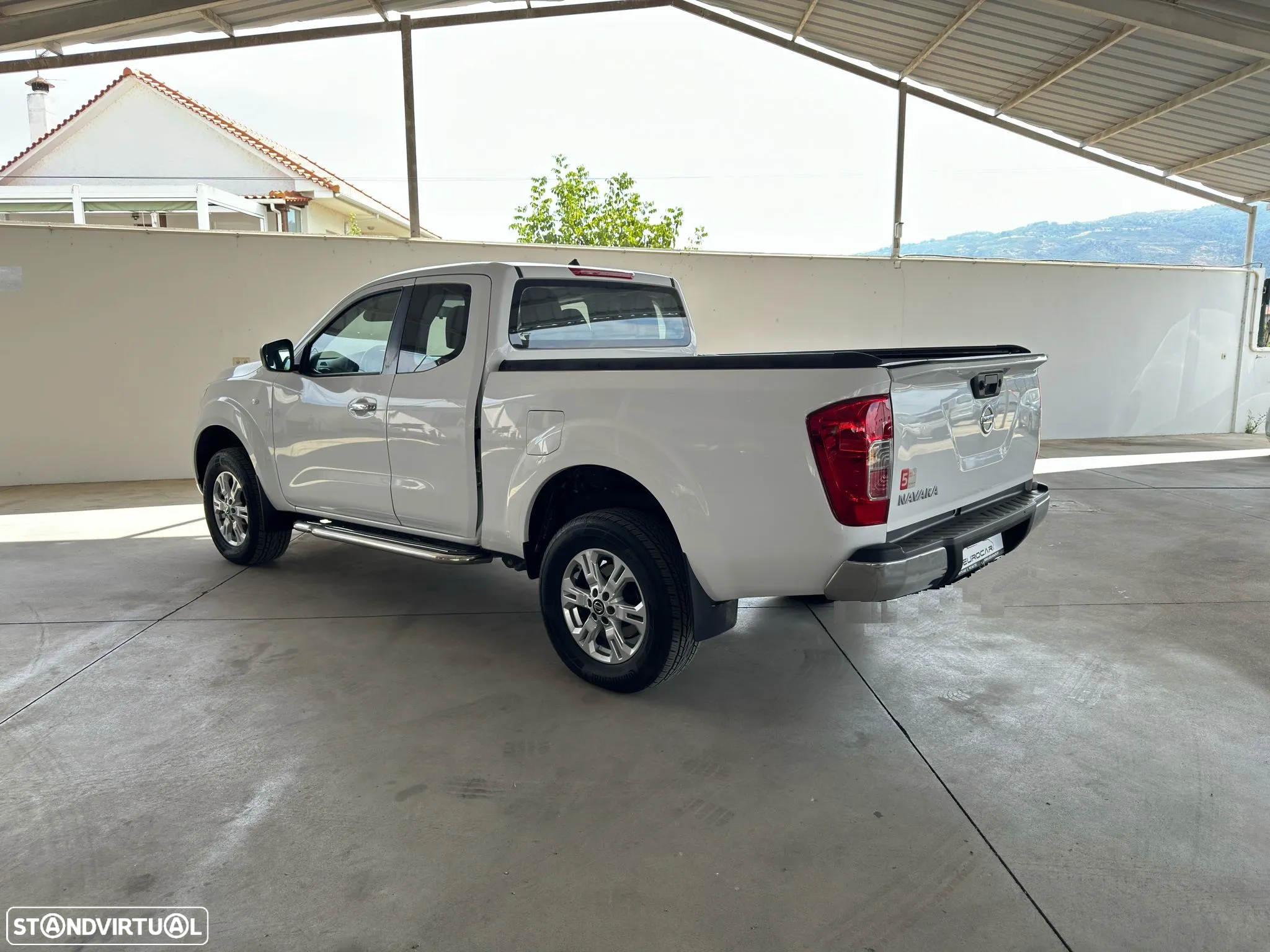 Nissan Navara 2.3 dCi CD 4WD Visia - 3
