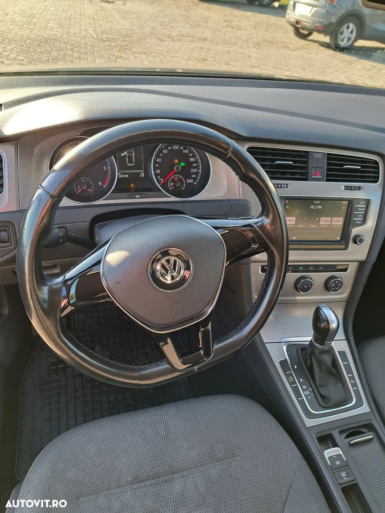 Volkswagen Golf 2.0 TDI DSG Sound - 8