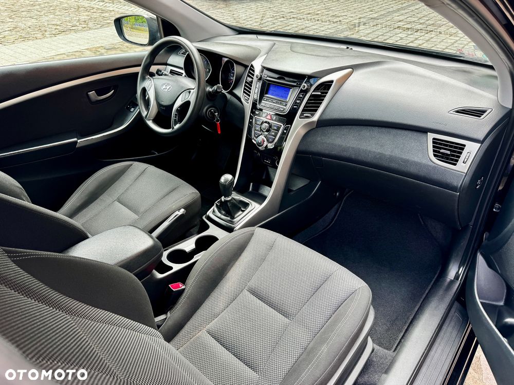 Hyundai i30 1.4 Comfort - 11