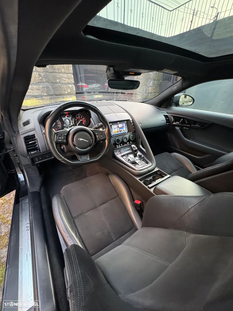 Jaguar F-Type P300 Aut. R-Dynamic Black - 11