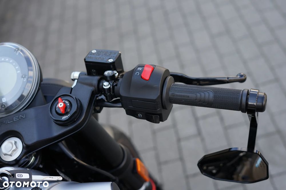 Husqvarna Vitpilen - 18