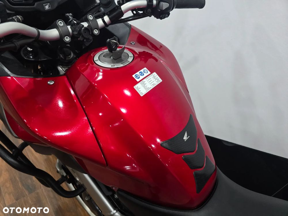 Honda VFR - 10