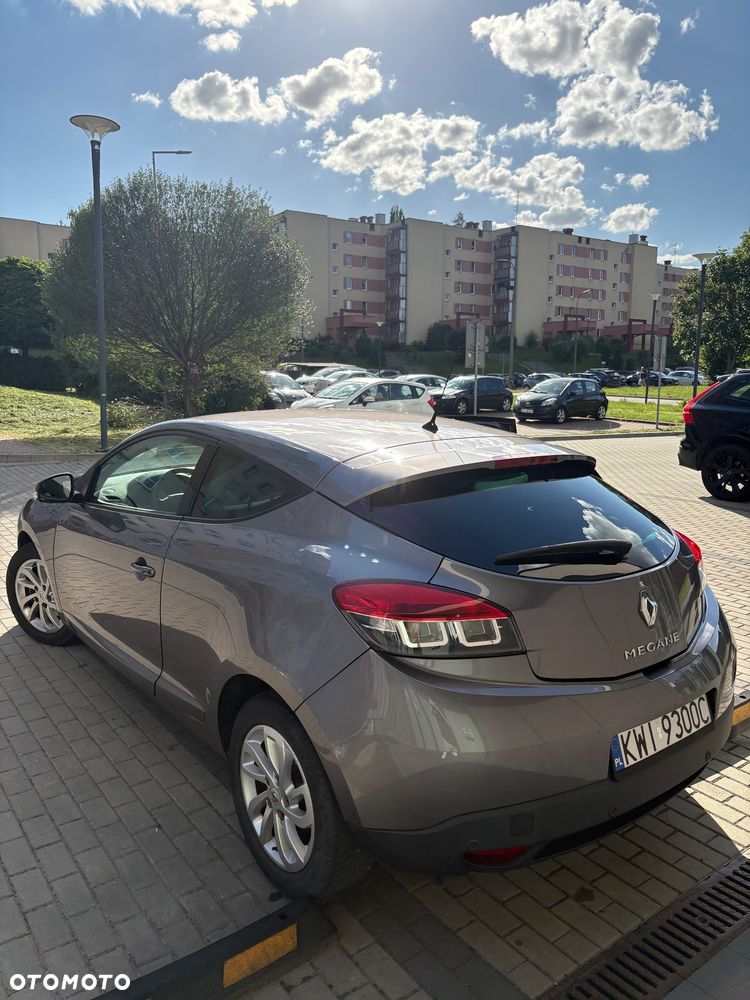 Renault Megane ENERGY TCe 115 Start & Stop Authentique - 6