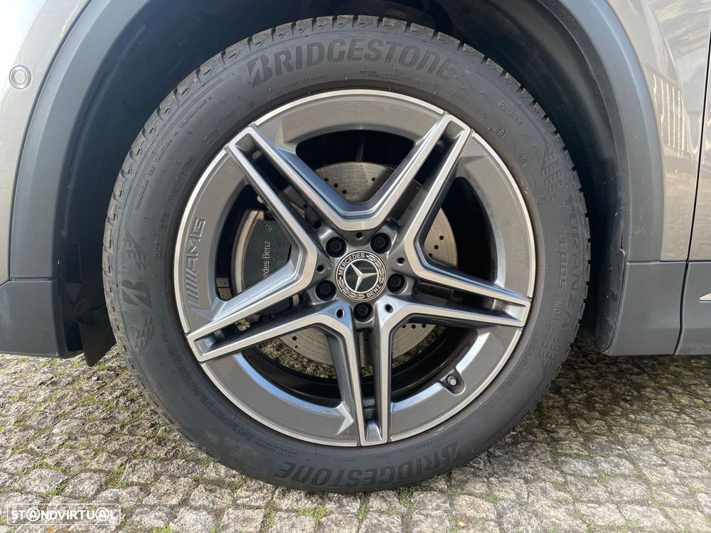 Mercedes-Benz GLA 200 AMG Line - 3