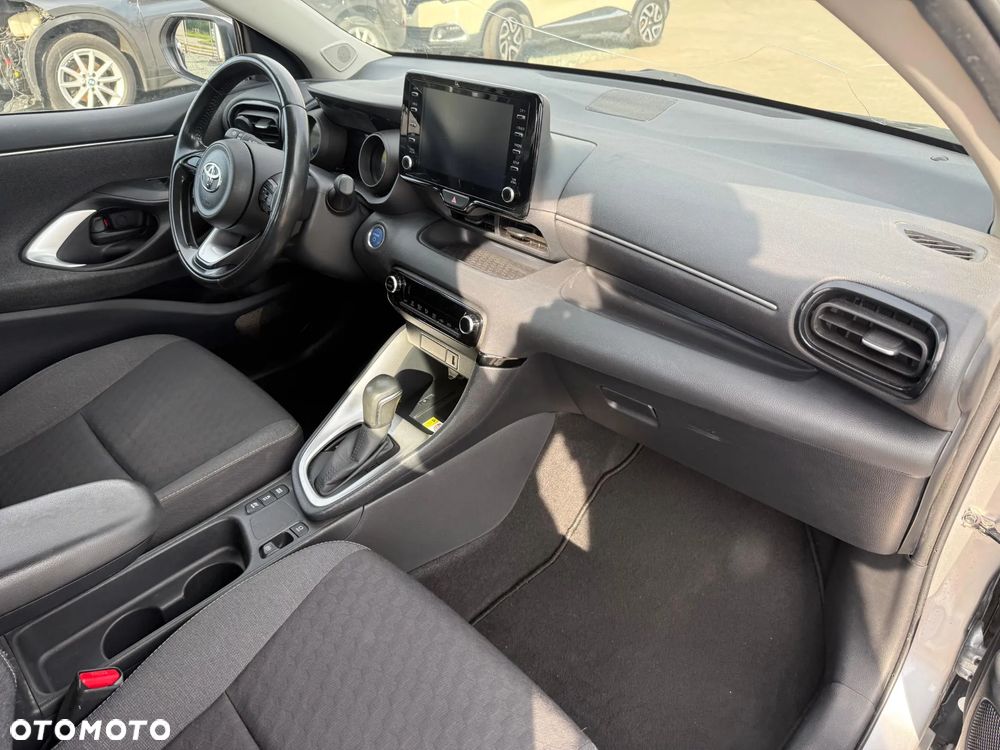 Toyota Yaris Hybrid 1.5 Active - 8