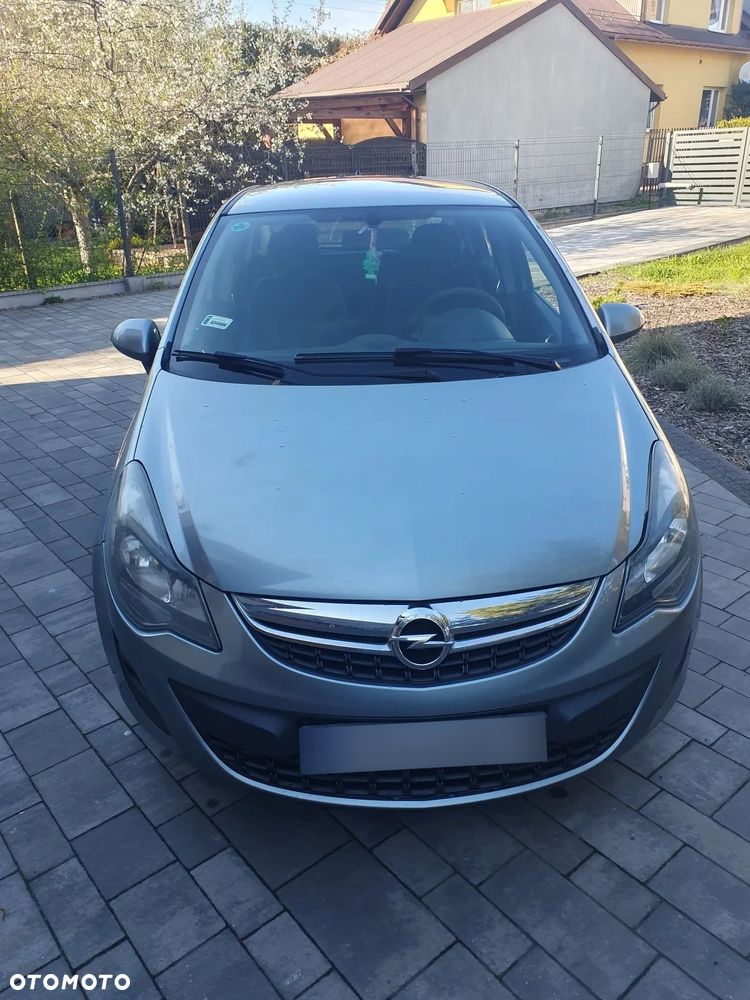 Opel Corsa 1.2 16V Essentia - 1