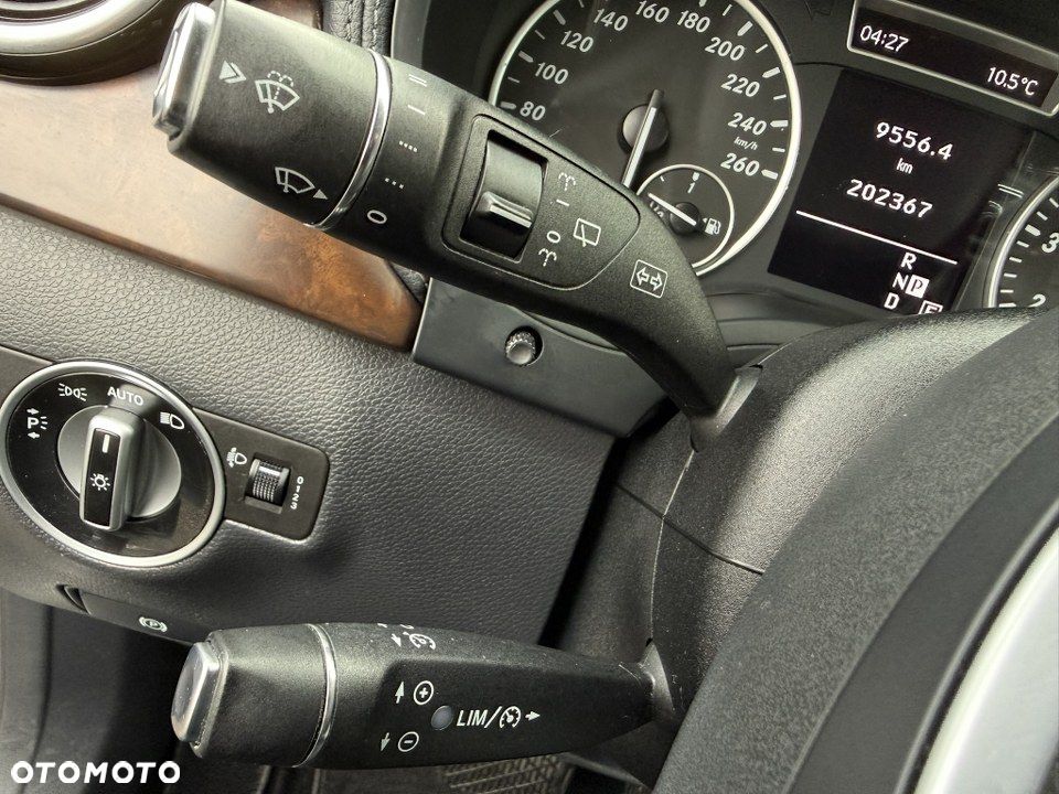 Mercedes-Benz Klasa B 180 (BlueEFFICIENCY) 7G-DCT - 24