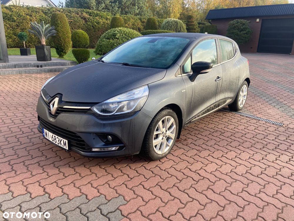 Renault Clio - 1