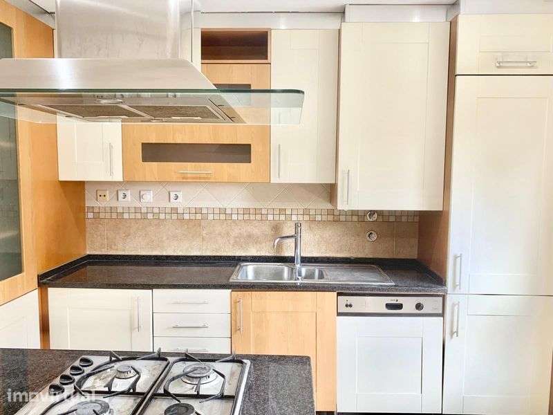 Magnífico Apartamento T3 renovado em Colinas do Cruzeiro, Odivelas. - Grande imagem: 3/12